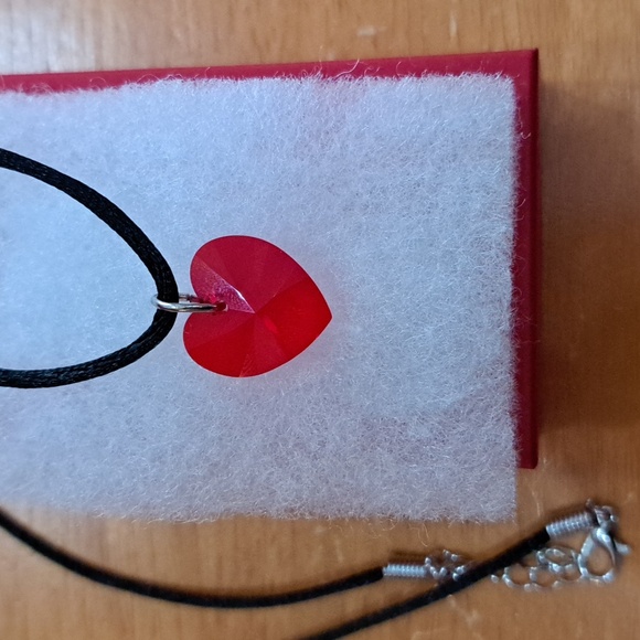 Crisp Strawberry Crystal Heart Necklace - Picture 6 of 6